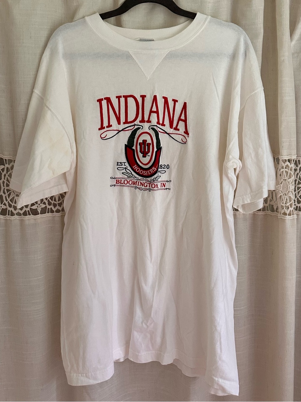 Indiana Hoosiers White Short-Sleeve Graphic Tee with Crest